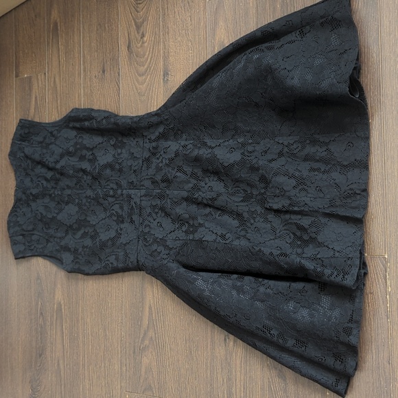 Zac Poison Z Spoke Black Lace Dress - Picture 9 of 13